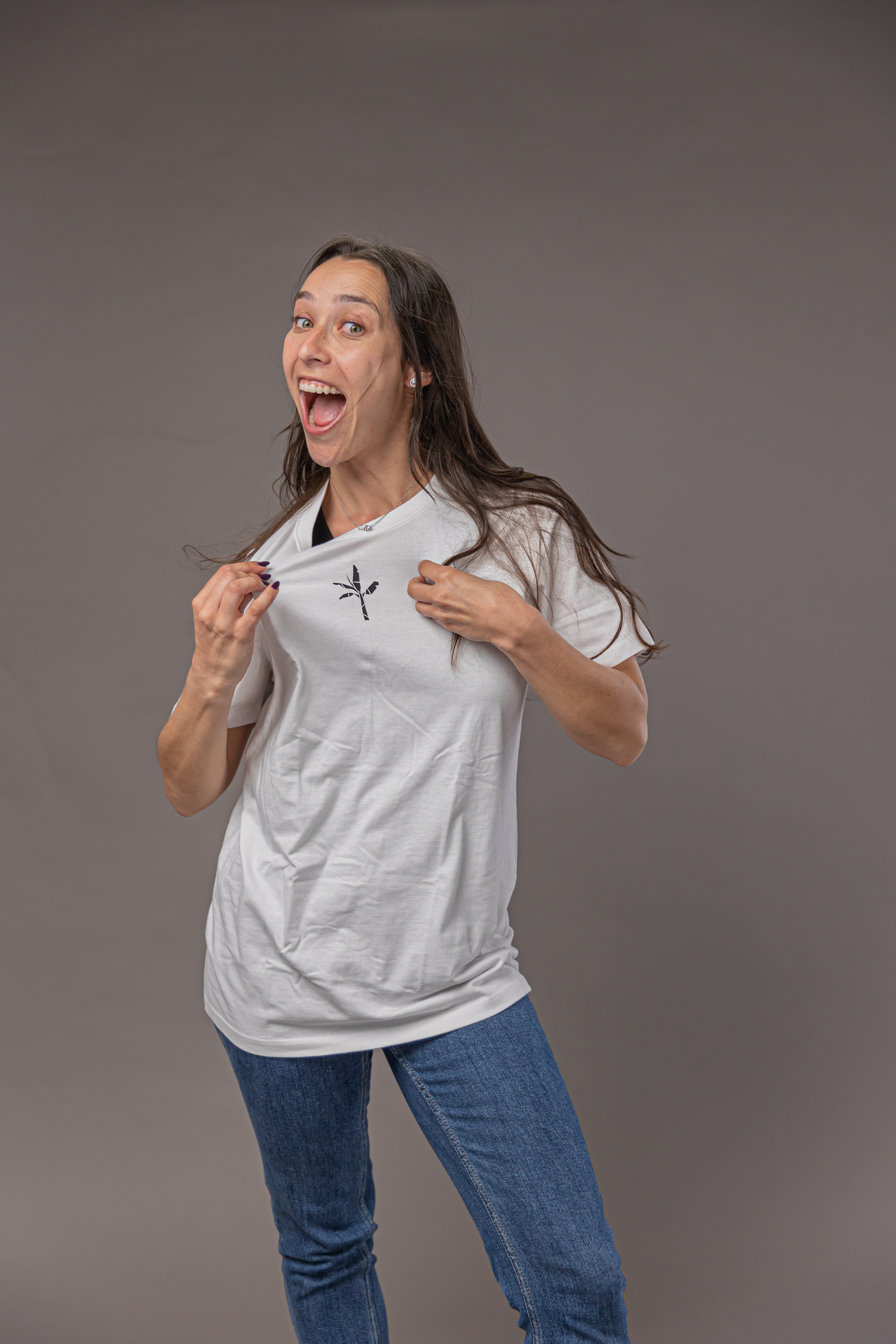 Baggy T-Shirt - White with Black Logo 6